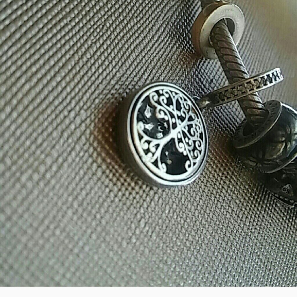 Reserved for @lrboyland. Authentic pandora